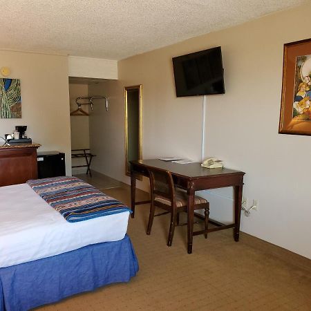 Kansas Country Inn Oakley Zewnętrze zdjęcie