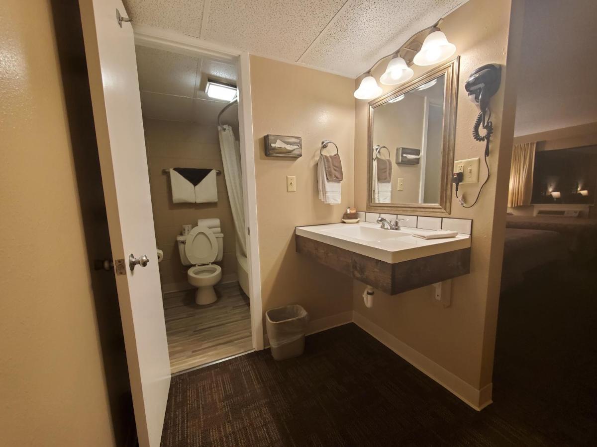Kansas Country Inn Oakley Zewnętrze zdjęcie
