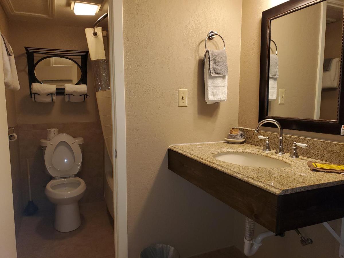 Kansas Country Inn Oakley Zewnętrze zdjęcie