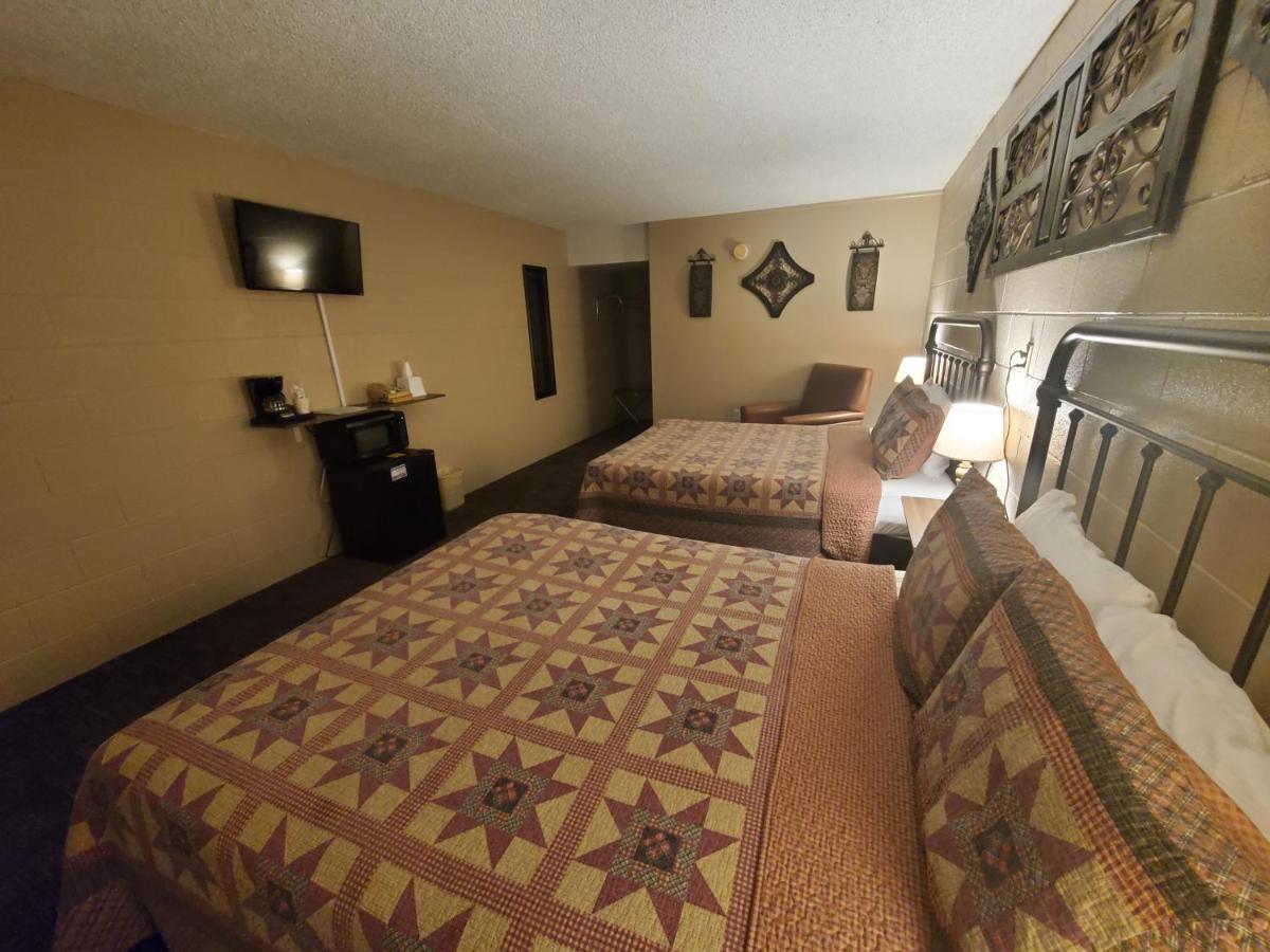 Kansas Country Inn Oakley Zewnętrze zdjęcie